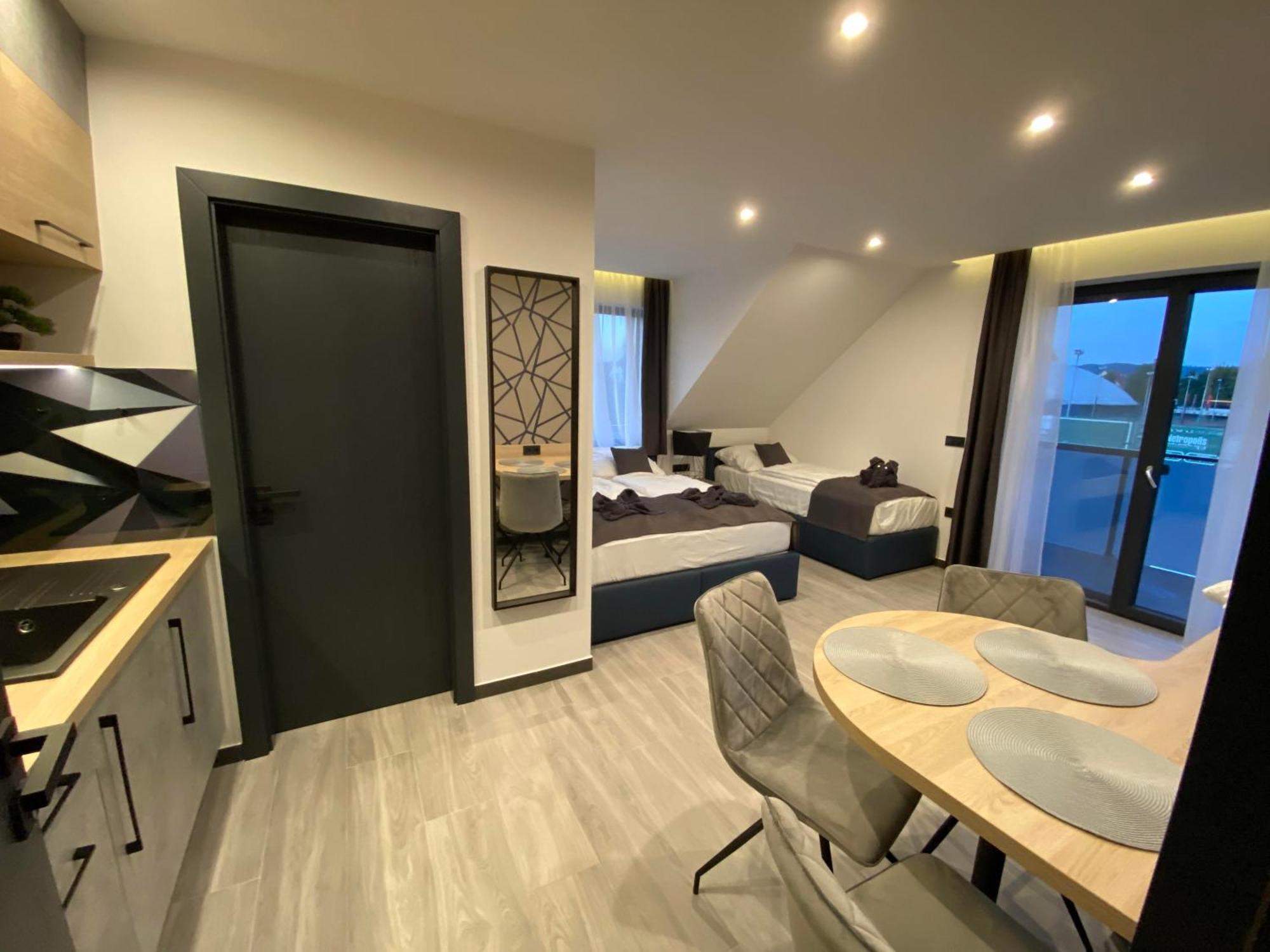 Luxury Apartments Keszthely Luaran gambar